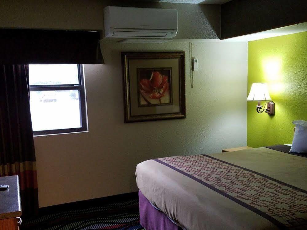 Apple Tree Inn Independence ภายนอก รูปภาพ